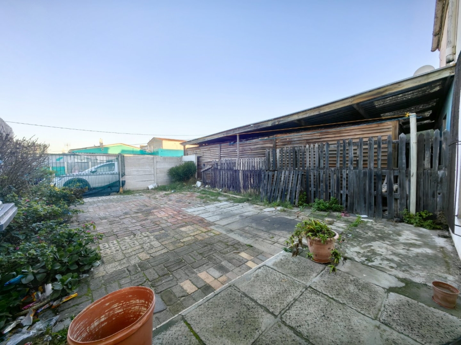 3 Bedroom Property for Sale in Eastridge Western Cape